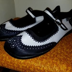 Hot Chocolate Designs Habana NWOT